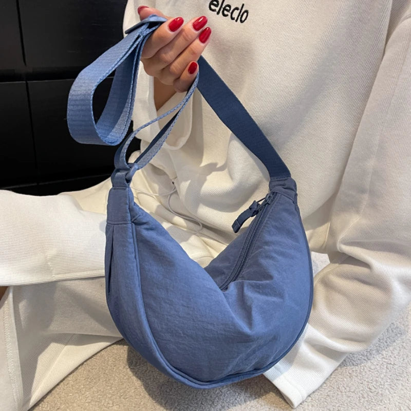 Casual nylon hobo-crossbodytas