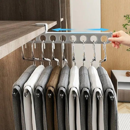 Ausziehbare Kleiderstange – Ordnung & Stil für jeden Schrank