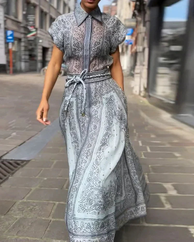 Amelia | Luftige Paisley-Bluse und Rock