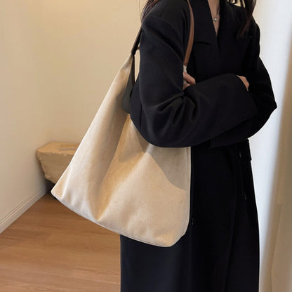 Chéa Wildledertasche – Geräumig, stilvoll & funktional