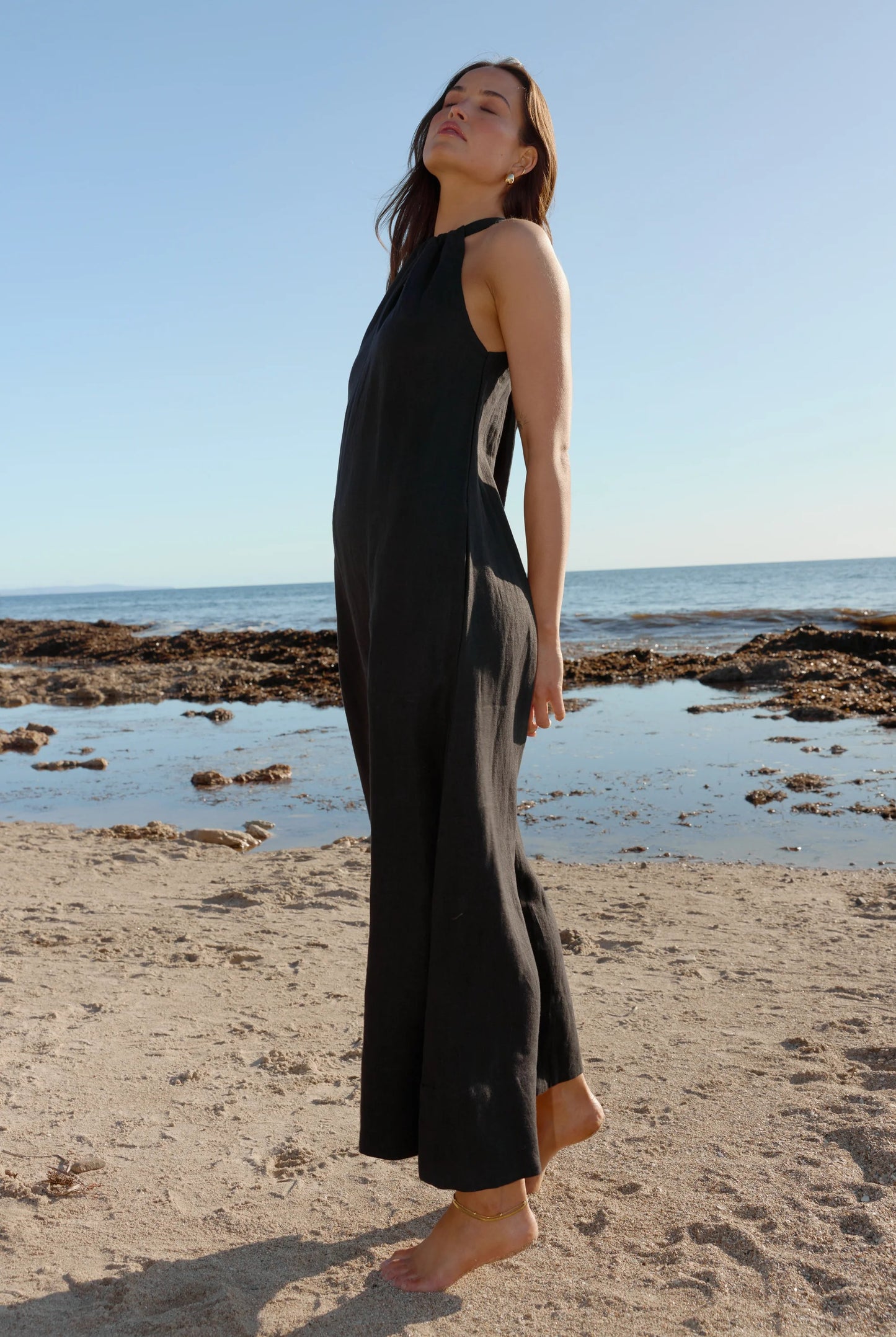 Luna Leinen Neckholder-Kleid – Luftiges Sommerkleid aus 100% Leinen