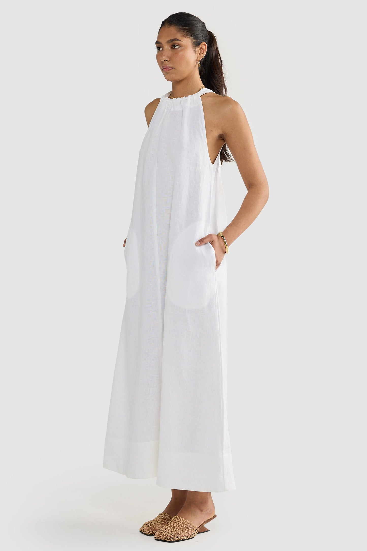Luna Leinen Neckholder-Kleid – Luftiges Sommerkleid aus 100% Leinen