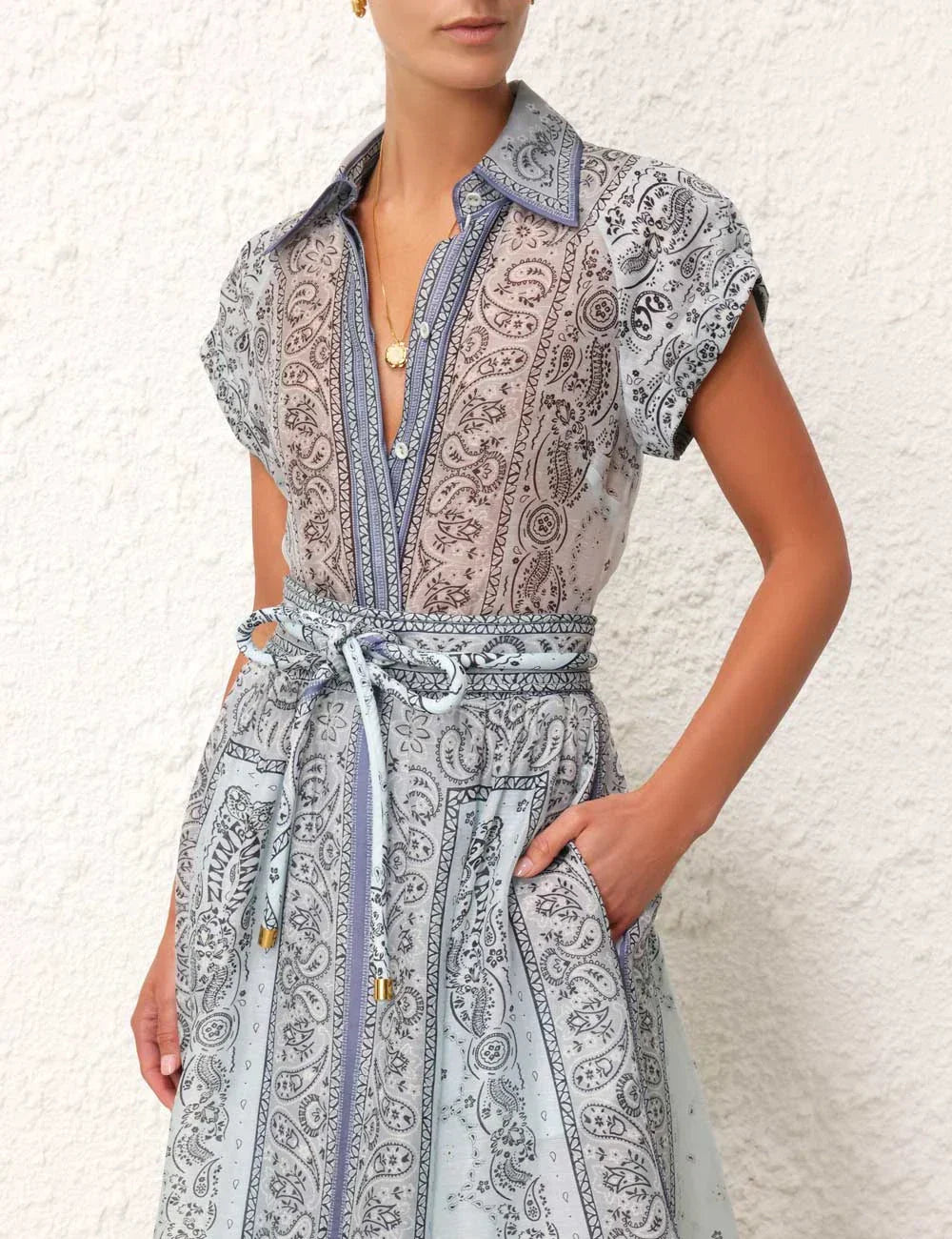 Amelia | Luftige Paisley-Bluse und Rock