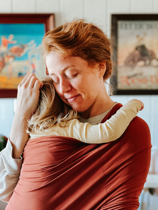 TenderHug Bonding Comforter – Sanfte Nähe für Mama & Baby