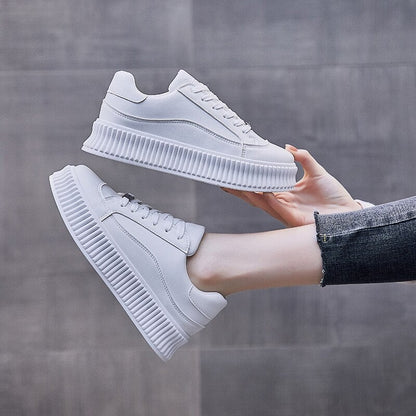 Julie – Modische Plateausneaker für jeden Tag