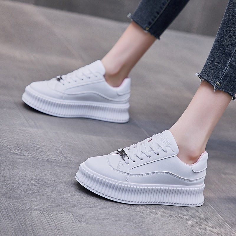 Julie – Modische Plateausneaker für jeden Tag